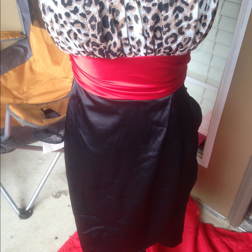 Mystic small strapless dress
